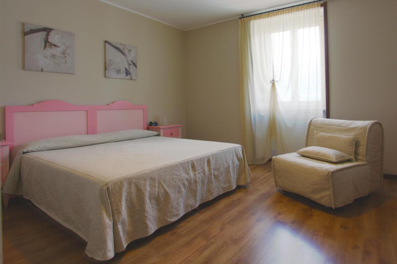 Hotel Risi Коліко Екстер'єр фото